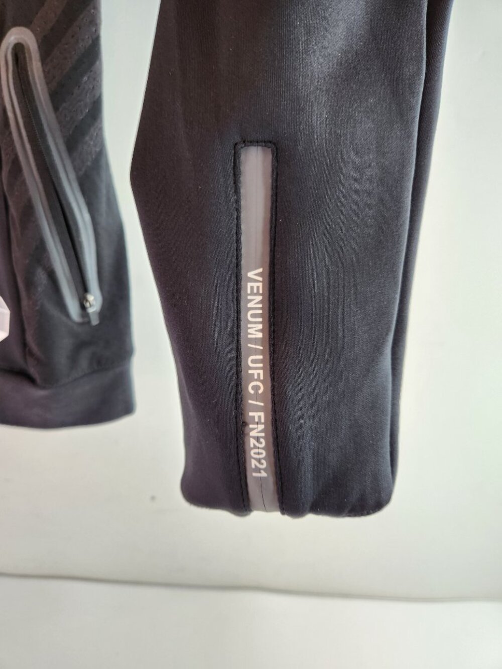 Venum UFC Fight Night 2021 Hoodie Shevchenko Activewear Black Grey YOU PICK SIZE - Picture 12 of 16
